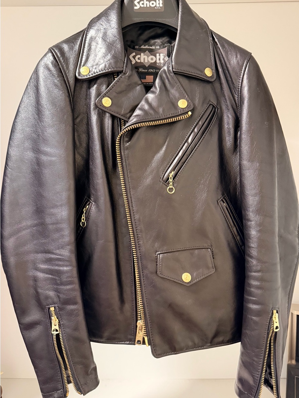 Exquisite Schott NYC Black Leather Jacket